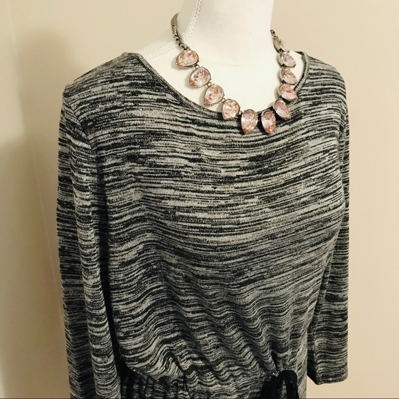 LOFT Dress - Picture 3 of 5